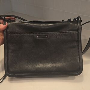 Elegant Black Leather Shoulder Bag